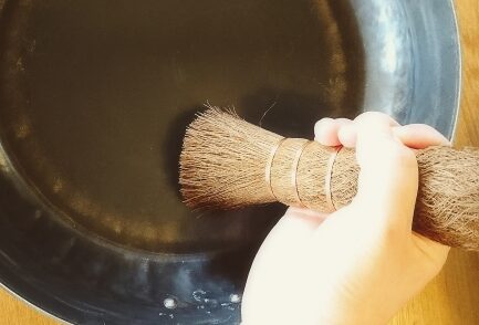 鉄フライパンたわし